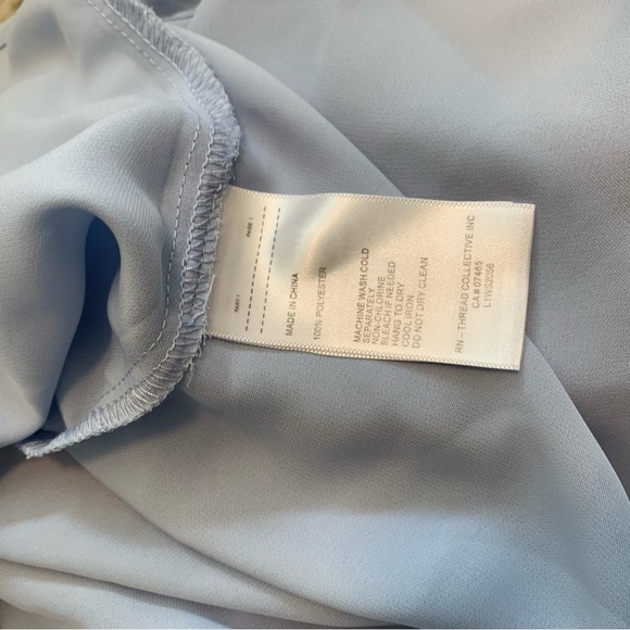 LAUNDRY BY SHELLI SEGAL Sleeveless Scalloped Blouse Women's Medium Blue Top - Picture 8 of 9